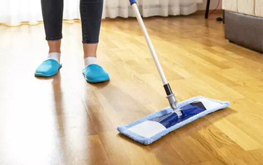 Vinyl floor cleaning | Select Floors